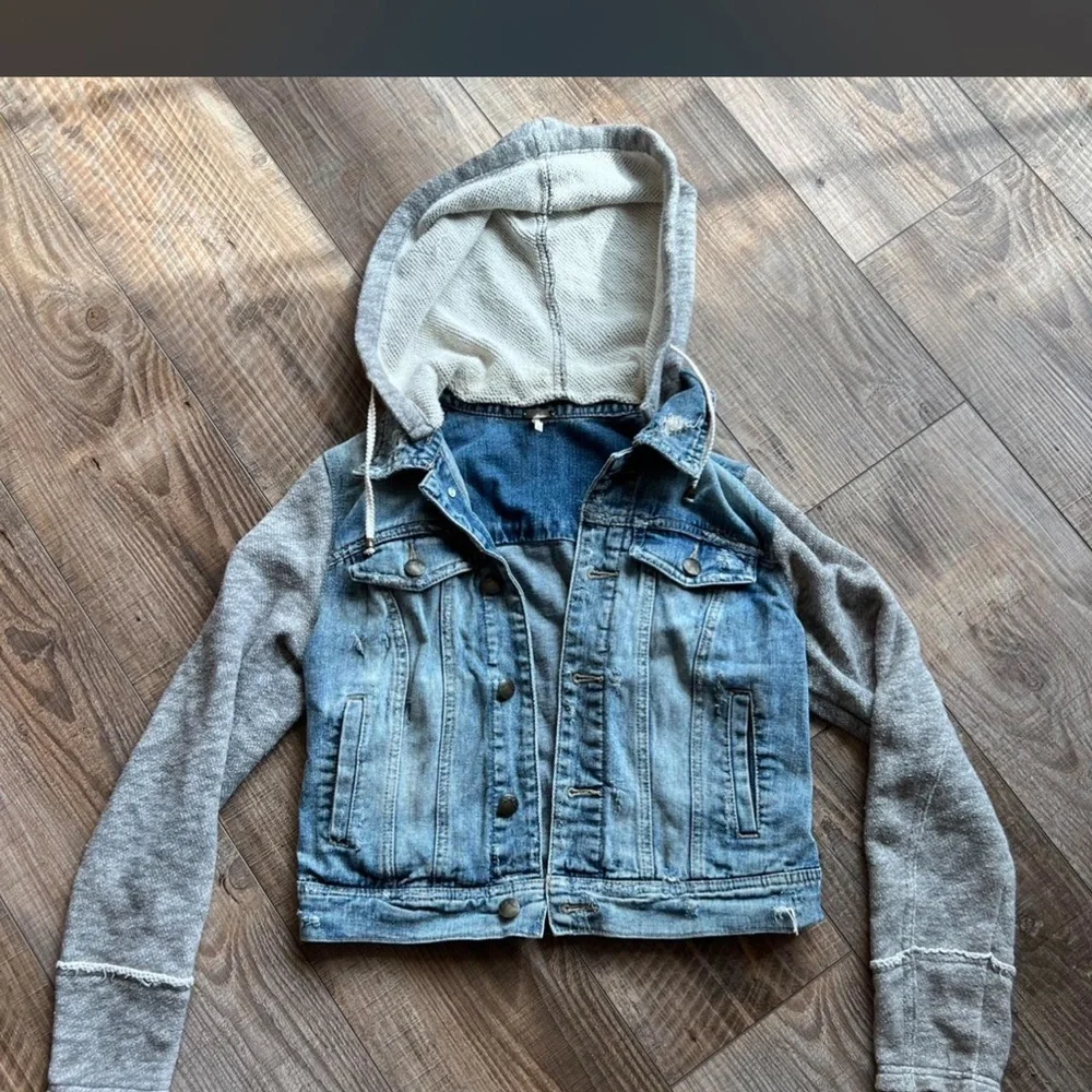 Free People Blue and Gray Jean Jacket - Picture 2 of 5